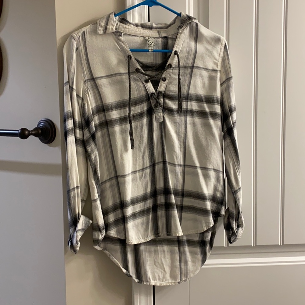 Plaid top
